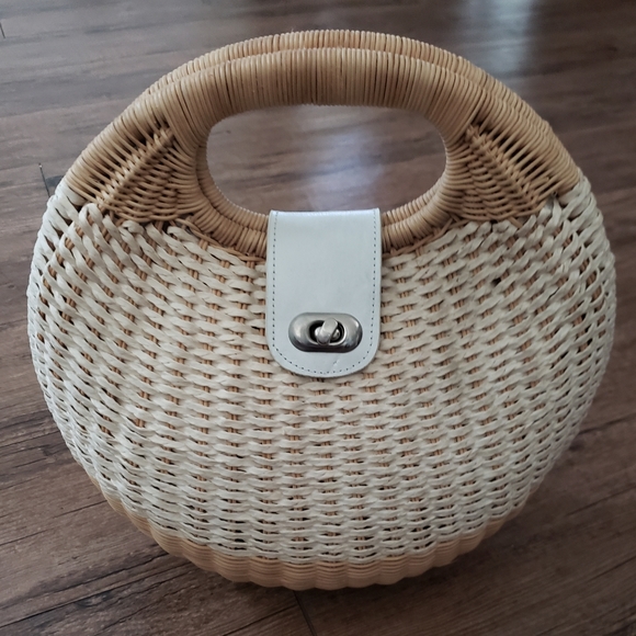 Basket weave handbag - Picture 1 of 4
